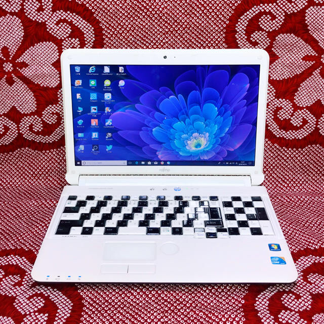 ノートPCCore-i3/高性能/Win10/オフィス/4Gメモリ/HDD640G/特典