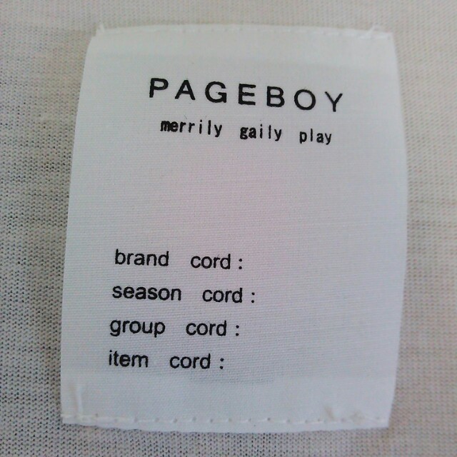 PAGEBOY(ページボーイ)のPAGEBOY☆香水瓶プリントTシャツ レディースのトップス(Tシャツ(半袖/袖なし))の商品写真