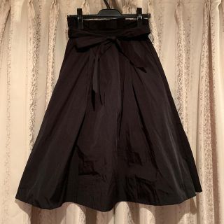 ザラ(ZARA)のZARA ザラ タフタスカート  美品(ひざ丈スカート)