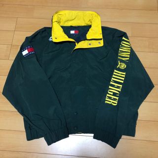 トミーヒルフィガー(TOMMY HILFIGER)のtommy hilfigar ナイロンジャケット　グリーン(ナイロンジャケット)