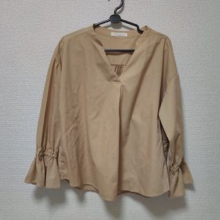 ショコラフィネローブ(chocol raffine robe)のchocol raffine　ライトブラウン系のブラウス(シャツ/ブラウス(長袖/七分))