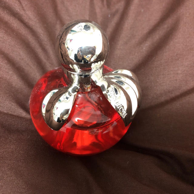 NINA RICCI(ニナリッチ)のニナリッチ オードトワレ30ml コスメ/美容の香水(香水(女性用))の商品写真