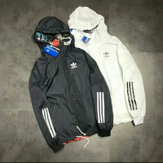 adidasオリジナルス☆新品タグ付きリバーシブルパーカー