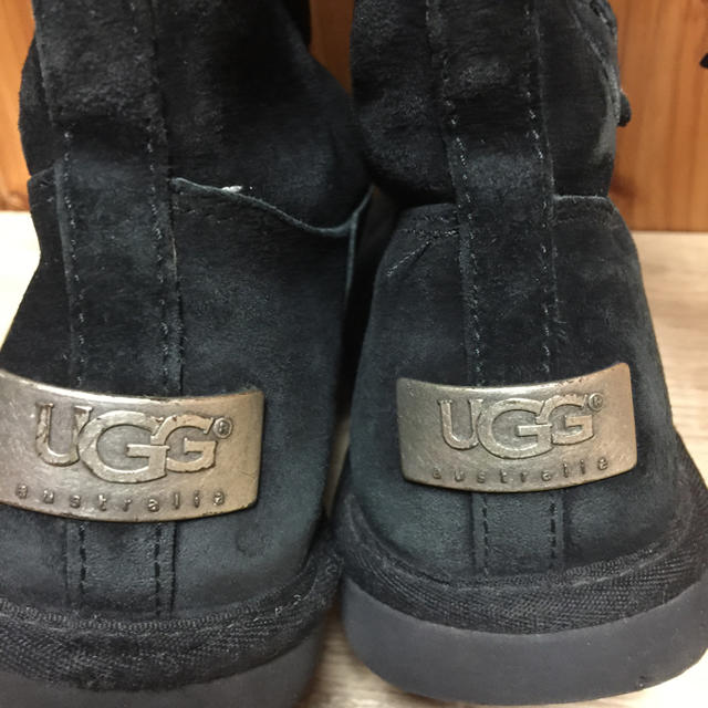 UGG(アグ)の最終値下げ! 日本未入荷!  UGG アグ  ムートンブーツ レディースの靴/シューズ(ブーツ)の商品写真