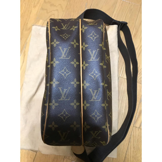 LOUIS VUITTON(ルイヴィトン)のルイヴィトン  リポーター  レディースのバッグ(ショルダーバッグ)の商品写真