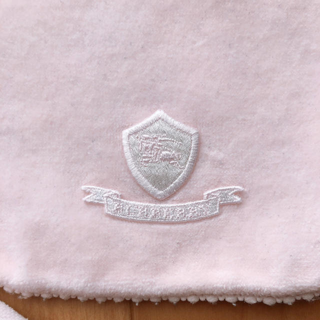 BURBERRY(バーバリー)のバーバリー　ポンチョ　スタイ  ベビー　キッズ キッズ/ベビー/マタニティのキッズ服女の子用(90cm~)(ジャケット/上着)の商品写真