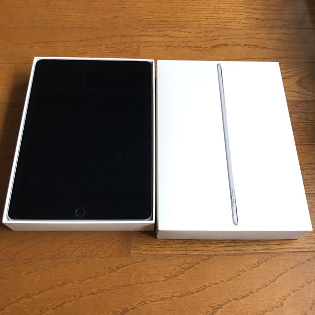 スマホ/家電/カメラipad air2 64g au 美品ジャンク