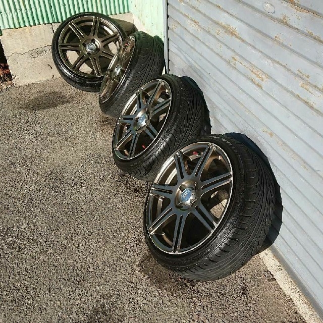 16インチホイール、引っ張りタイヤ4本セット - 自動車 16インチホイール、引っ張りタイヤ4本セット - 自動車