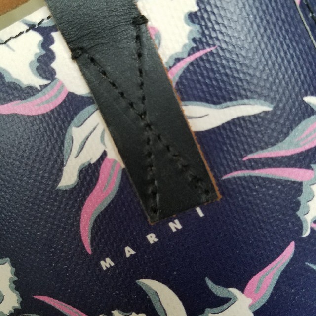 Marni(マルニ)のMARNI　yuzu⭐︎様専用　フラワーカフェトート レディースのバッグ(トートバッグ)の商品写真