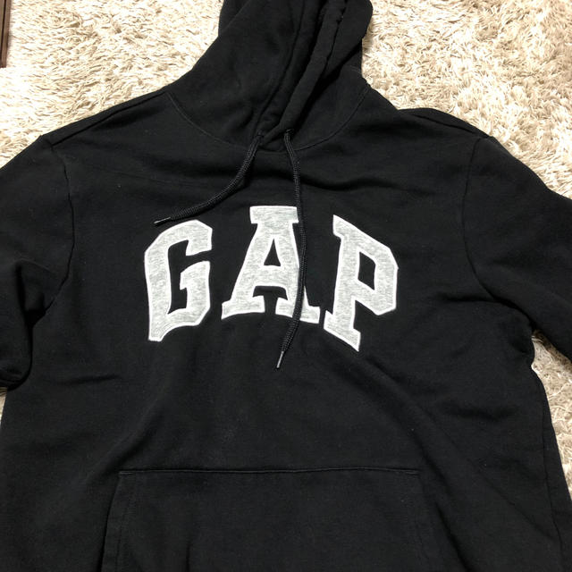 GAP(ギャップ)のGAP 黒 パーカー レディースのトップス(パーカー)の商品写真