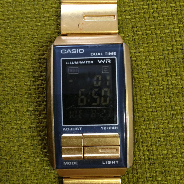 CASIO(カシオ)のCASIOゴールド腕時計 レディースのファッション小物(腕時計)の商品写真