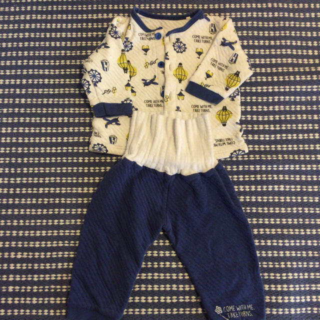 アカチャンホンポ(アカチャンホンポ)のパジャマ 80サイズ キッズ/ベビー/マタニティのベビー服(~85cm)(パジャマ)の商品写真