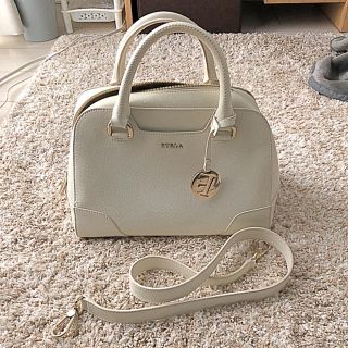 フルラ(Furla)のFURLA ハンドバッグ(ハンドバッグ)