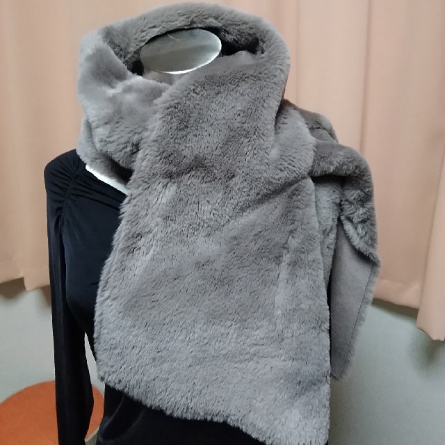 Max Mara(マックスマーラ)のあきりき様専用出品 レディースのファッション小物(マフラー/ショール)の商品写真