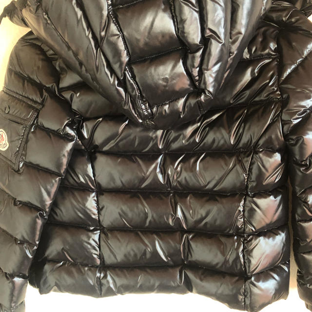 MONCLER(モンクレール)のモンクレール キッズダウン キッズ/ベビー/マタニティのキッズ服男の子用(90cm~)(ジャケット/上着)の商品写真