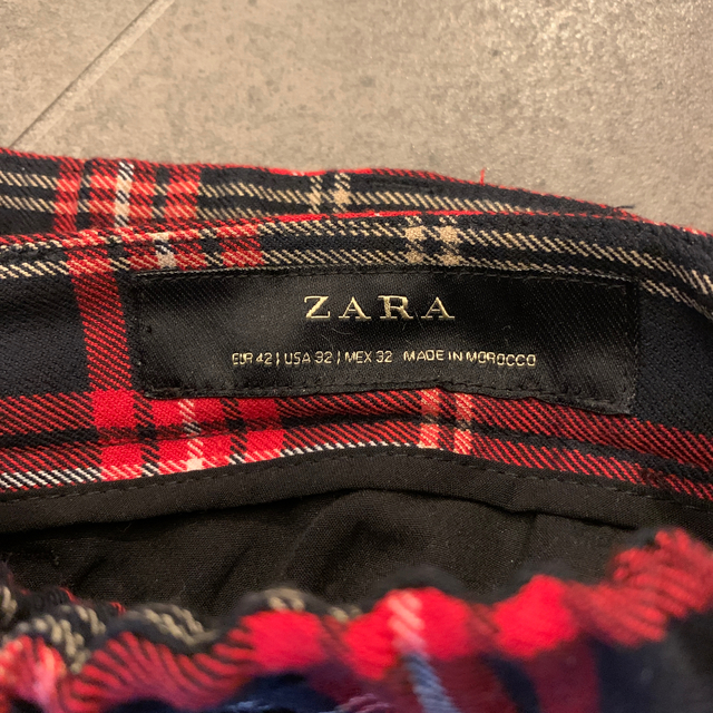 ZARA(ザラ)のZARA チェックパンツ　スリットパンツ メンズのパンツ(スラックス)の商品写真