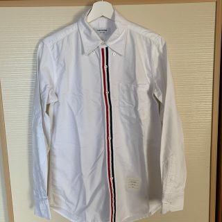 トムブラウン(THOM BROWNE)の白シャツ(シャツ)