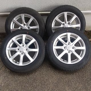 ダンロップ(DUNLOP)のトヨタ純正アルミホイール&タイヤセット(タイヤ・ホイールセット)