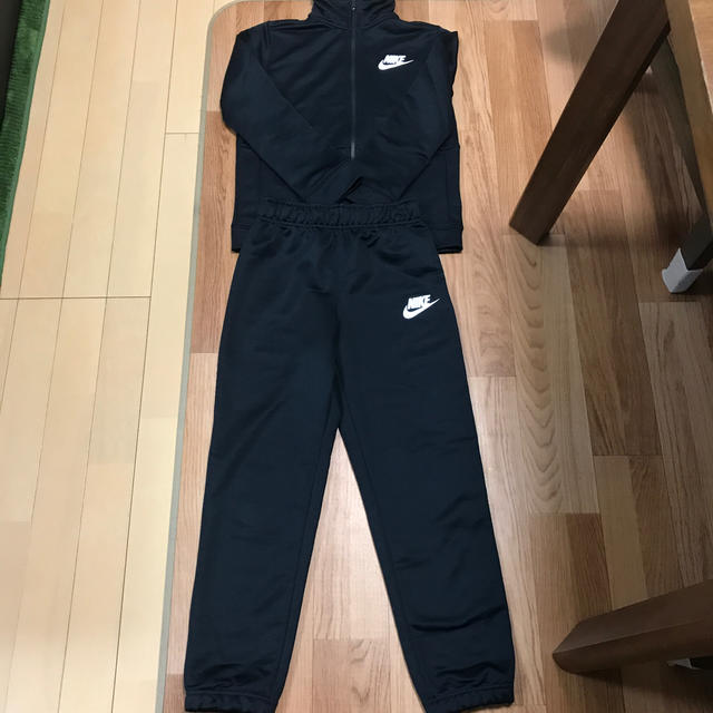 NIKE(ナイキ)のナイキジャージ上下 キッズ キッズ/ベビー/マタニティのキッズ服男の子用(90cm~)(その他)の商品写真