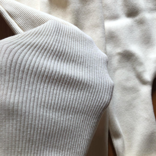 リブレギンス　ホワイト　70(ラスト１点) キッズ/ベビー/マタニティのベビー服(~85cm)(パンツ)の商品写真