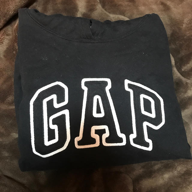 GAP(ギャップ)の【美品】GAP 黒パーカー レディースのトップス(パーカー)の商品写真