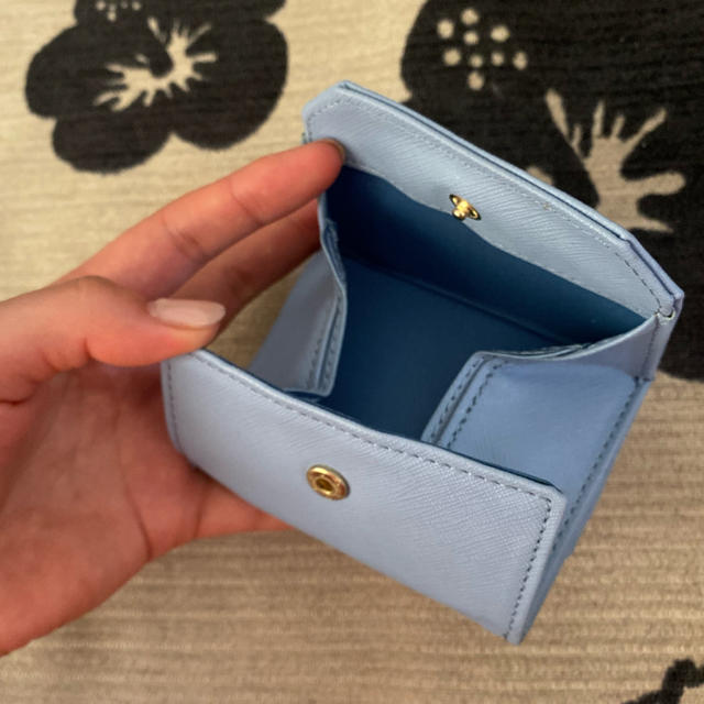GU(ジーユー)のGU ミニ財布　 レディースのファッション小物(財布)の商品写真
