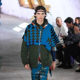 サカイ(sacai)のSacai Pendleton 19ss Zip パーカー サイズ1(パーカー)