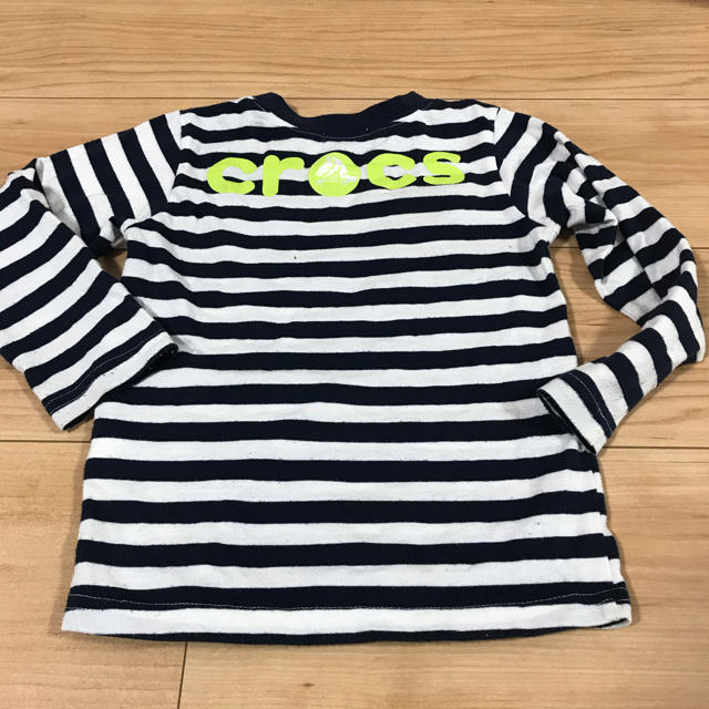 crocs(クロックス)のクロックス　ロンT 110 キッズ/ベビー/マタニティのキッズ服男の子用(90cm~)(Tシャツ/カットソー)の商品写真