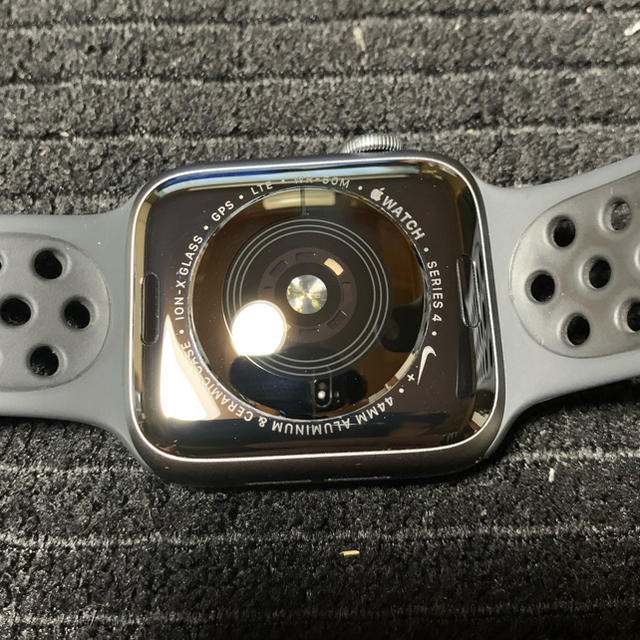 Apple Watch series4 44mm NIKE★の通販 by だん｜アップルウォッチならラクマ Watch - ★Apple 安い
