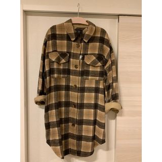 ダブルクローゼット(w closet)の新品未使用　シャツ　アウター　ワンピース(シャツ/ブラウス(長袖/七分))