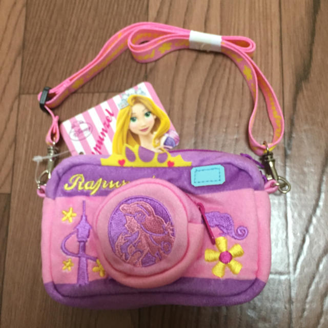 Disney(ディズニー)の新品☆未使用♥︎ラプンツェルポーチ♥︎ キッズ/ベビー/マタニティのこども用バッグ(ポシェット)の商品写真