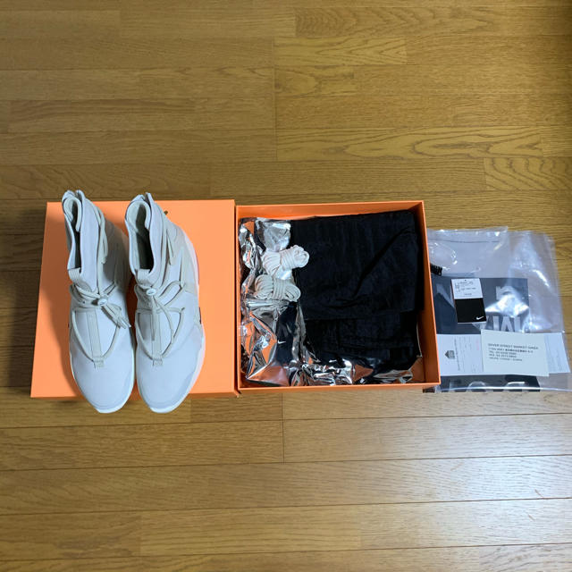 FEAR OF GOD(フィアオブゴッド)のNike AIR fear of god  サイズ　29 新品同様 メンズの靴/シューズ(スニーカー)の商品写真