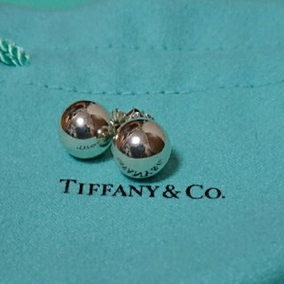 ティファニー(Tiffany & Co.)のティファニー  ハードウェア  ボールピアス(ピアス)