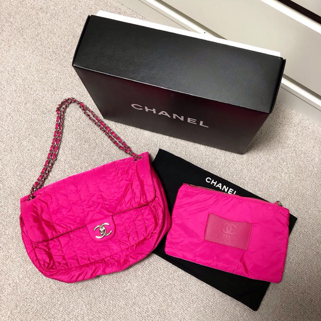 CHANEL 人気ナイロンチェーンショルダー CHANEL 人気ナイロンチェーンショルダー