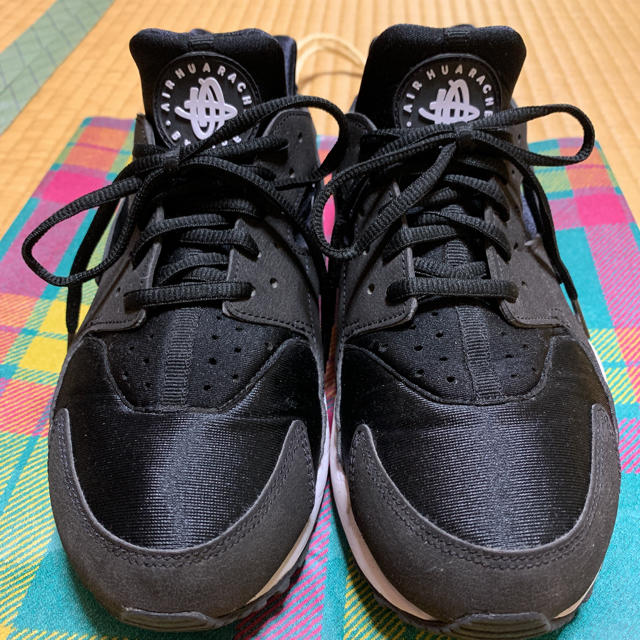 NIKE AIR HUARACHE ナイキ　エア　ハラチ　25.5cm