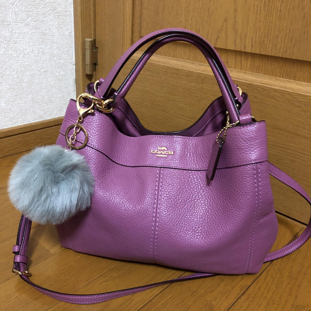 COACH(コーチ)の⭐︎おまけ付❣️☆*:どんな服にも映える.:*☆コーチピンク2way⭐︎ レディースのバッグ(ショルダーバッグ)の商品写真