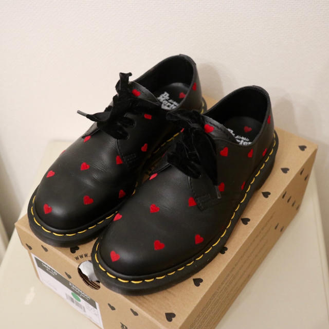 Dr.Martens(ドクターマーチン)のドクターマーチン　レイジーオーフ　コラボシューズ レディースの靴/シューズ(ローファー/革靴)の商品写真