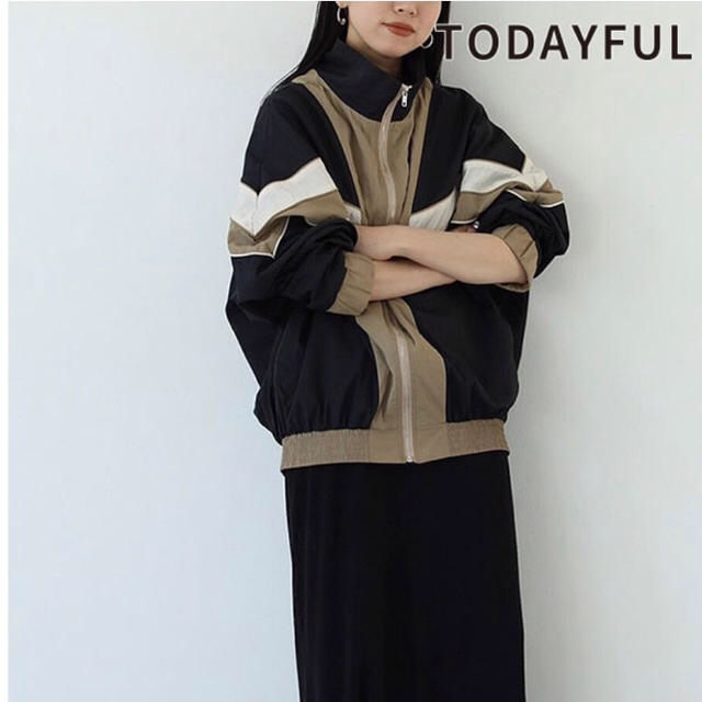 TODAYFUL(トゥデイフル)のtodayfulナイロンjk clane ameri ungrid moussy レディースのジャケット/アウター(ナイロンジャケット)の商品写真