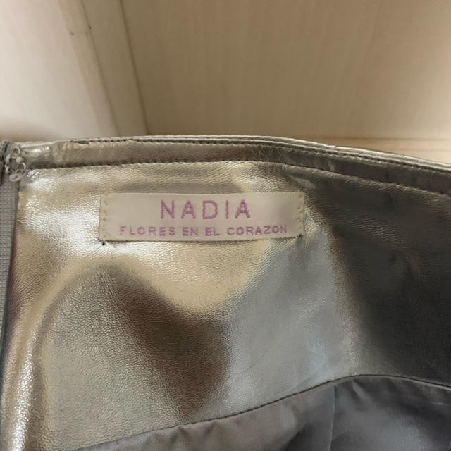 NADIA(ナディア)のNADIA メタリック　台形スカート レディースのスカート(ミニスカート)の商品写真