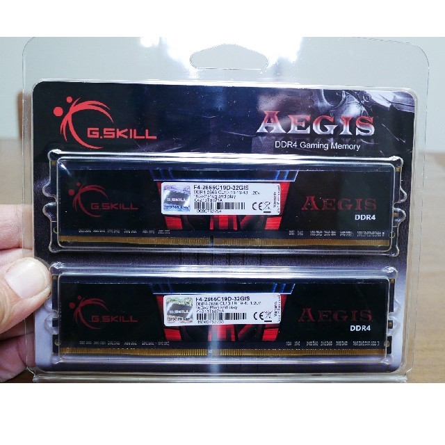 ■美品■G.SKILL DDR4メモリ16GB×2 スマホ/家電/カメラのPC/タブレット(PCパーツ)の商品写真