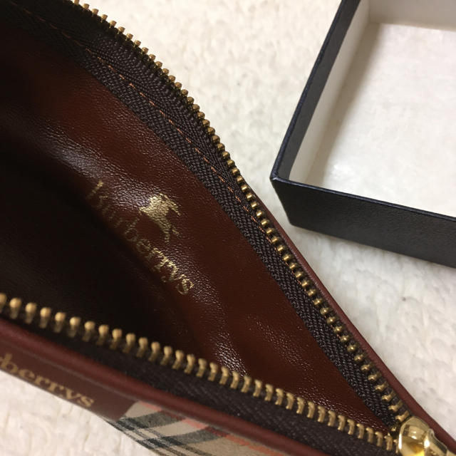 BURBERRY(バーバリー)のバーバリー  ペンケース　ペンポーチ　筆箱 インテリア/住まい/日用品の文房具(ペンケース/筆箱)の商品写真