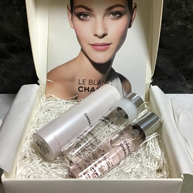 CHANEL(シャネル)のCHANEL CHANCE ツイスト＆スプレイ（オータンドール  ）美品‼️ コスメ/美容の香水(香水(女性用))の商品写真