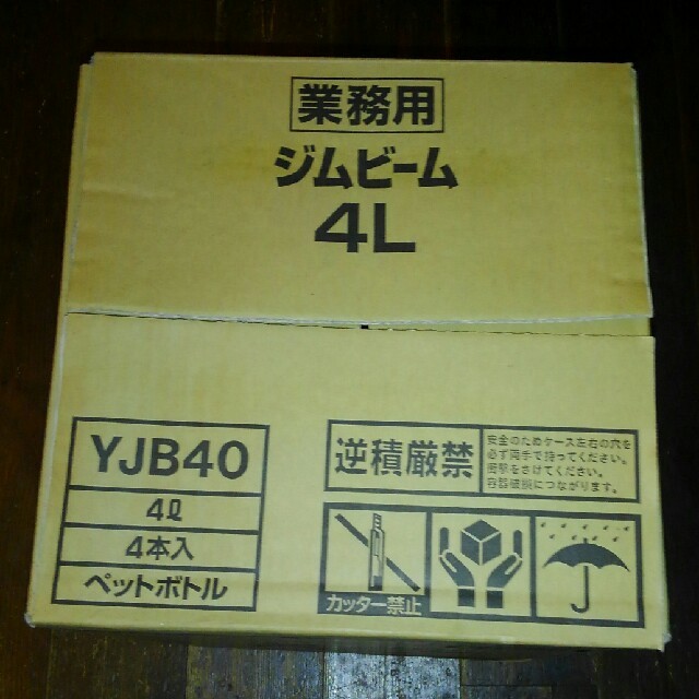 ジムビーム　業務用　一箱　4L ボトル　4本入り　計16L  ボトル22.8本分 食品/飲料/酒の酒(ウイスキー)の商品写真