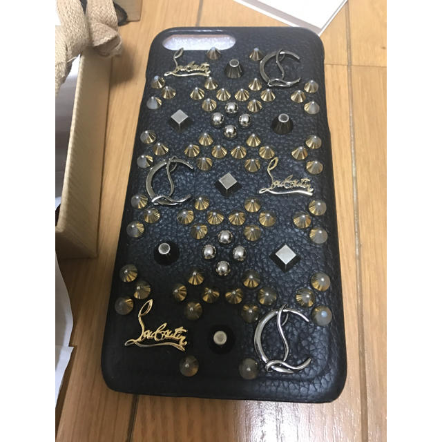 Christian Louboutin(クリスチャンルブタン)の（専用）ルブタン iPhone ケース スタッズ スマホ/家電/カメラのスマホアクセサリー(iPhoneケース)の商品写真