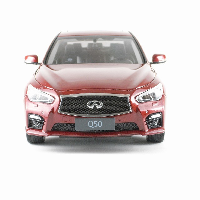 Infiniti Q50　1/18　PAUDImodel エンタメ/ホビーのおもちゃ/ぬいぐるみ(ミニカー)の商品写真