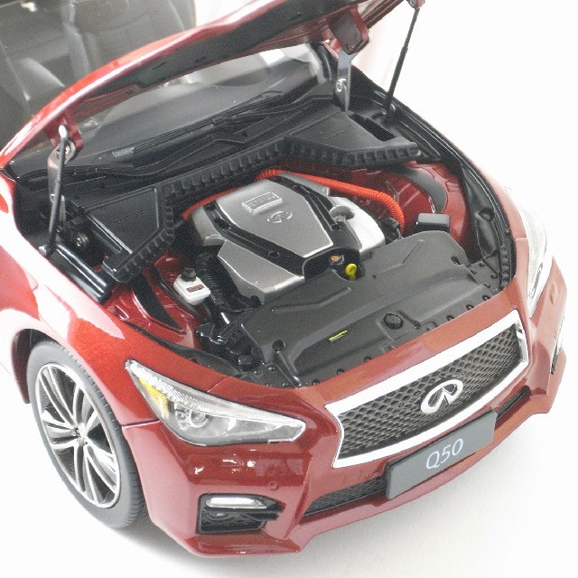 Infiniti Q50　1/18　PAUDImodel エンタメ/ホビーのおもちゃ/ぬいぐるみ(ミニカー)の商品写真