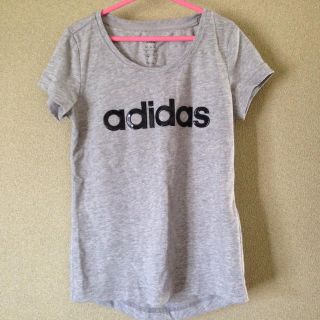 アディダス(adidas)のアディダス (Tシャツ/カットソー)