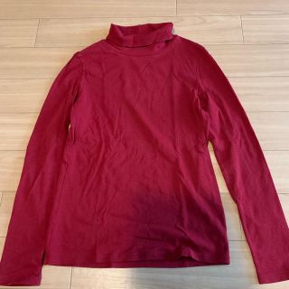 ユニクロ(UNIQLO)のUNIQLO ユニクロ コットン タートルネック カットソー 赤 ボルドー(カットソー(長袖/七分))