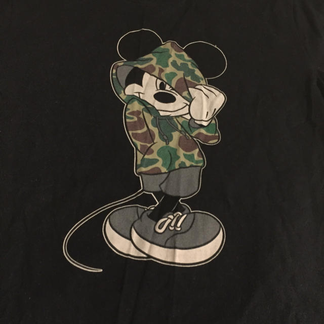 Disney(ディズニー)のミッキー 迷彩 レディースのトップス(Tシャツ(半袖/袖なし))の商品写真