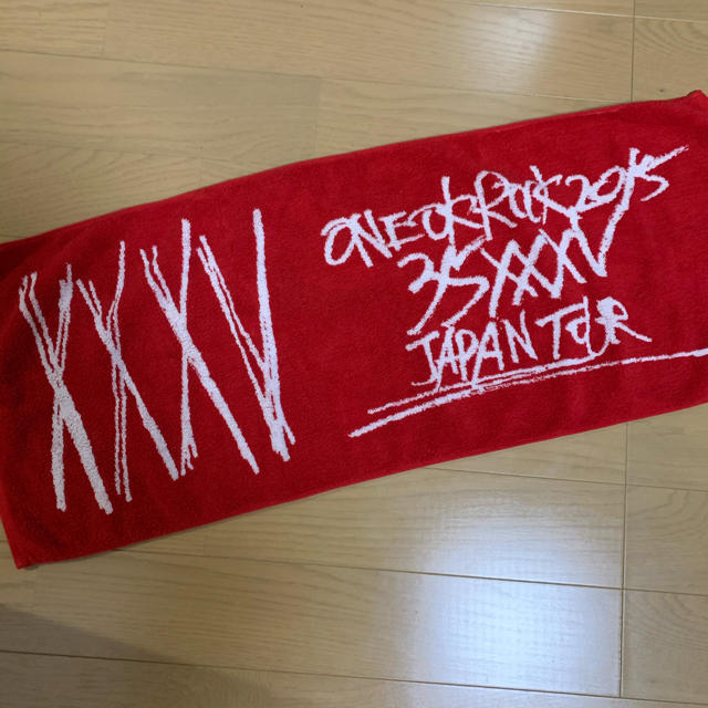 ONE OK ROCK(ワンオクロック)のONE OK ROCK LINEタオル エンタメ/ホビーのタレントグッズ(ミュージシャン)の商品写真